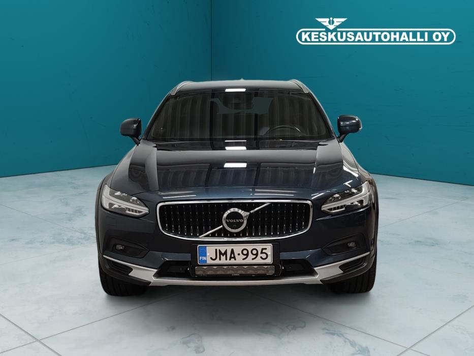 VOLVO V90 Cross Country 2021
