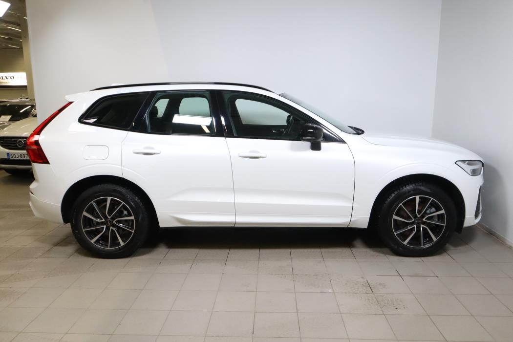 VOLVO XC60 2024