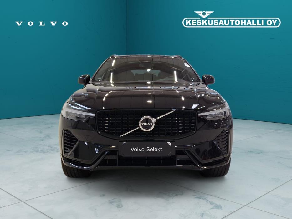 VOLVO XC60 2024