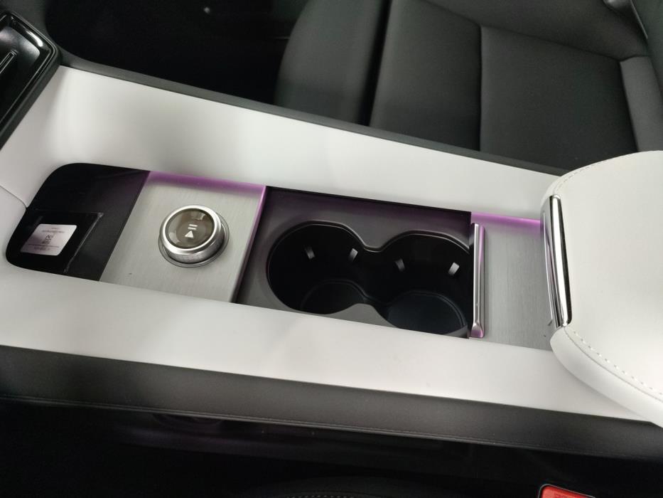 POLESTAR 4 2027