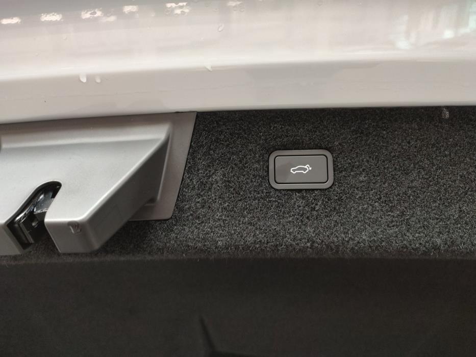 POLESTAR 4 2027