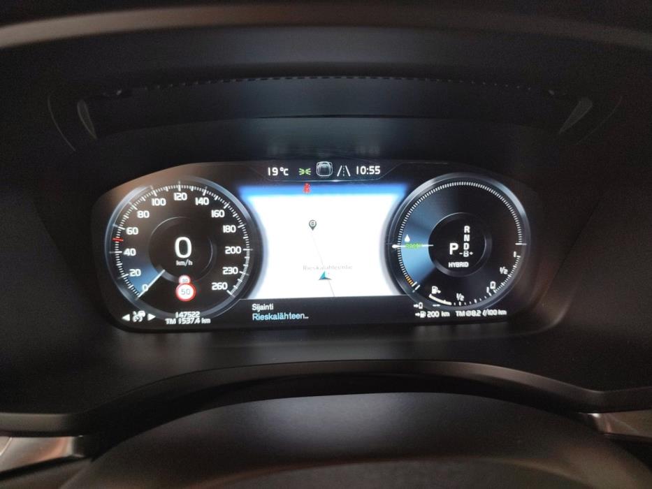 VOLVO V60 2021