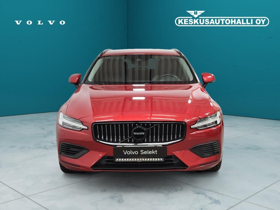 VOLVO V60 2021