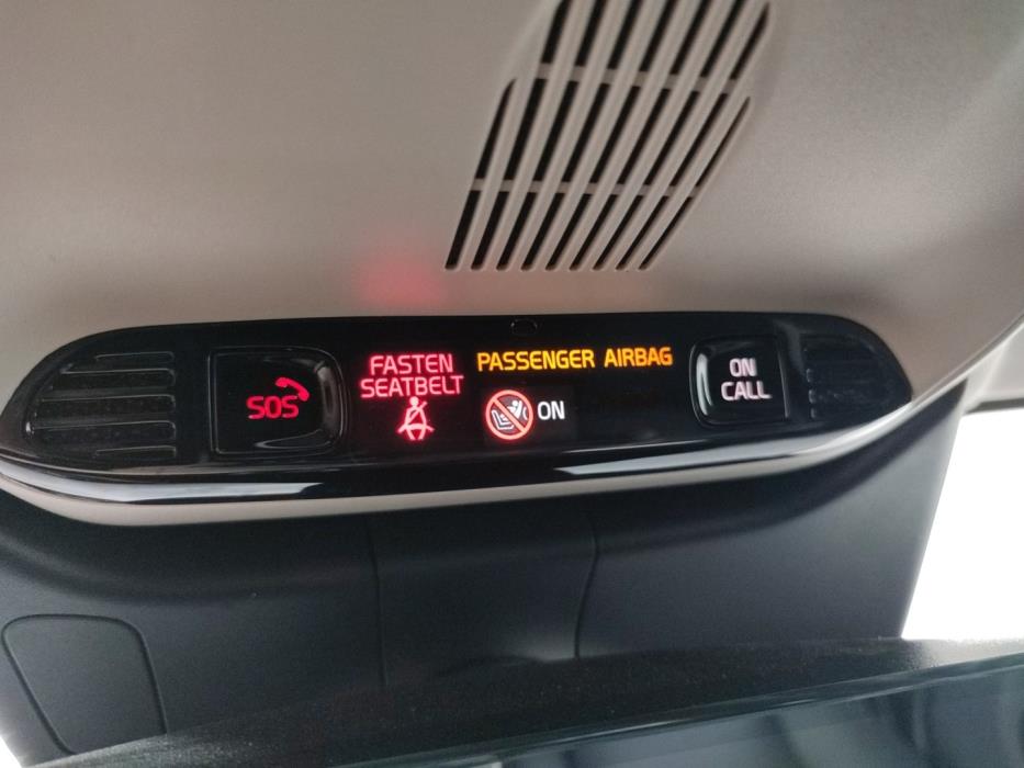 VOLVO V60 2021
