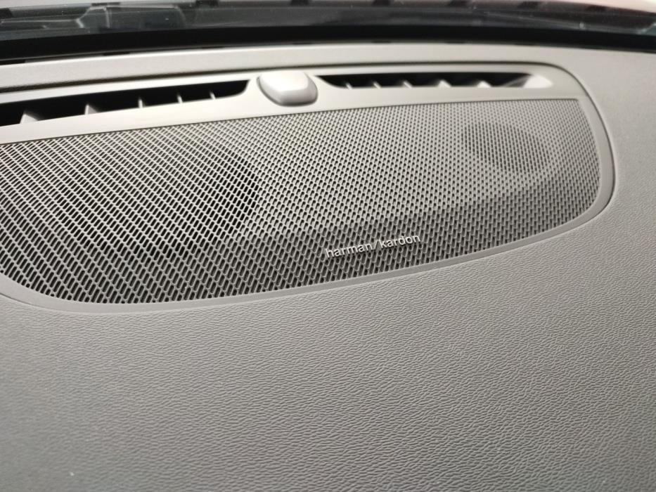 VOLVO V60 2021
