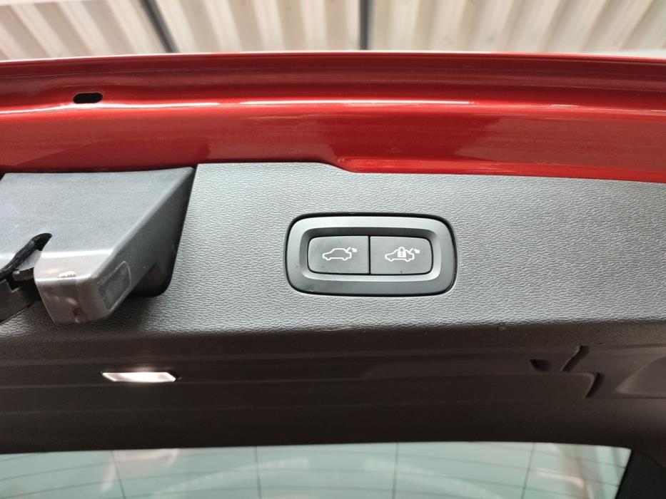 VOLVO V60 2021