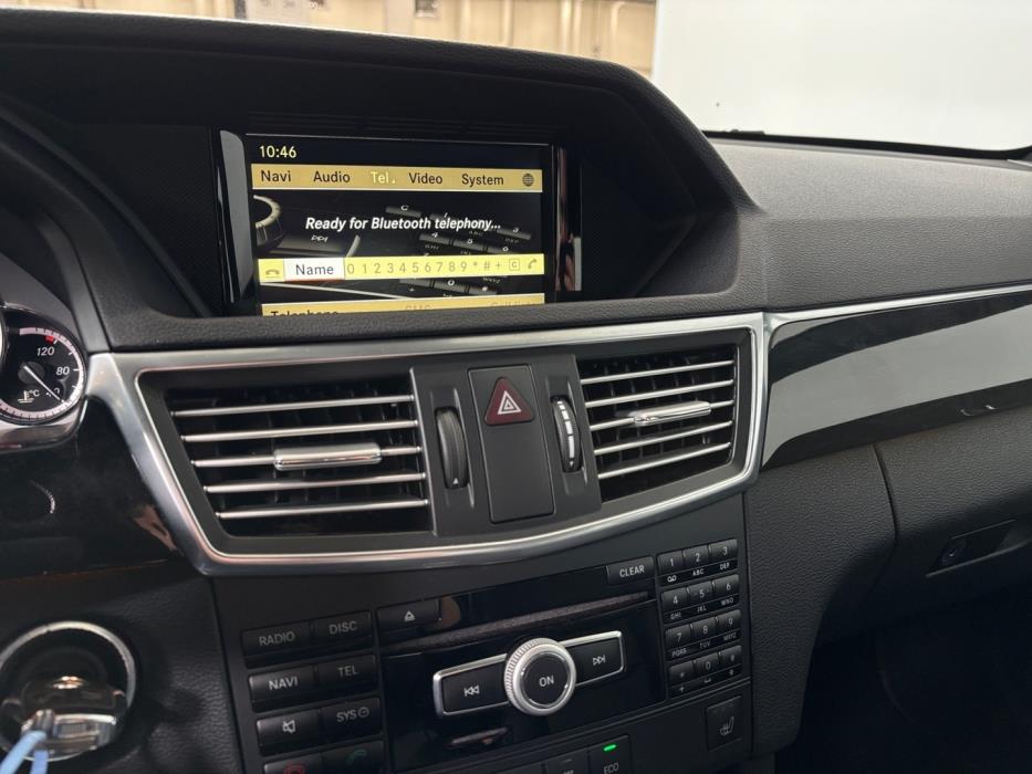 MERCEDES-BENZ E 2012