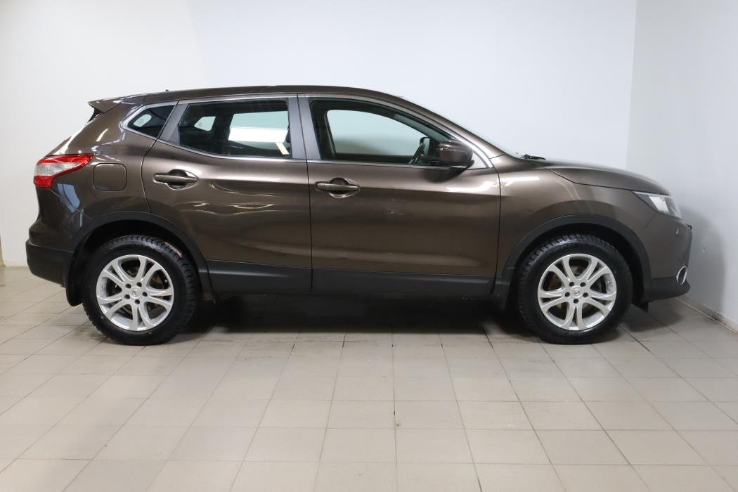 NISSAN Qashqai 2016