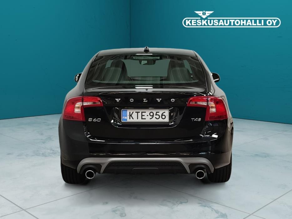 VOLVO S60 2018