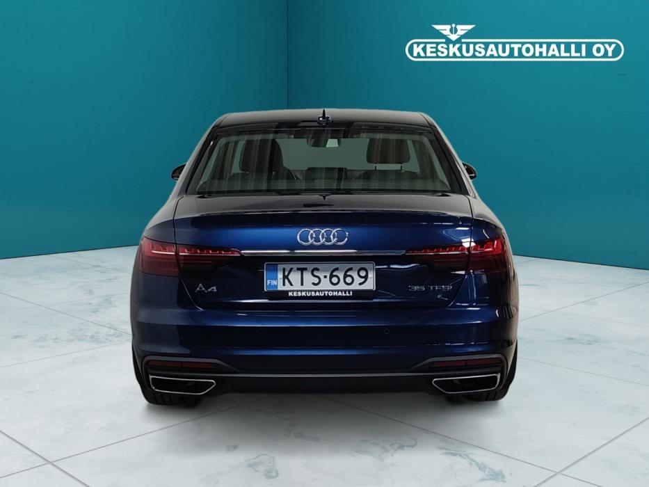 AUDI A4 2020