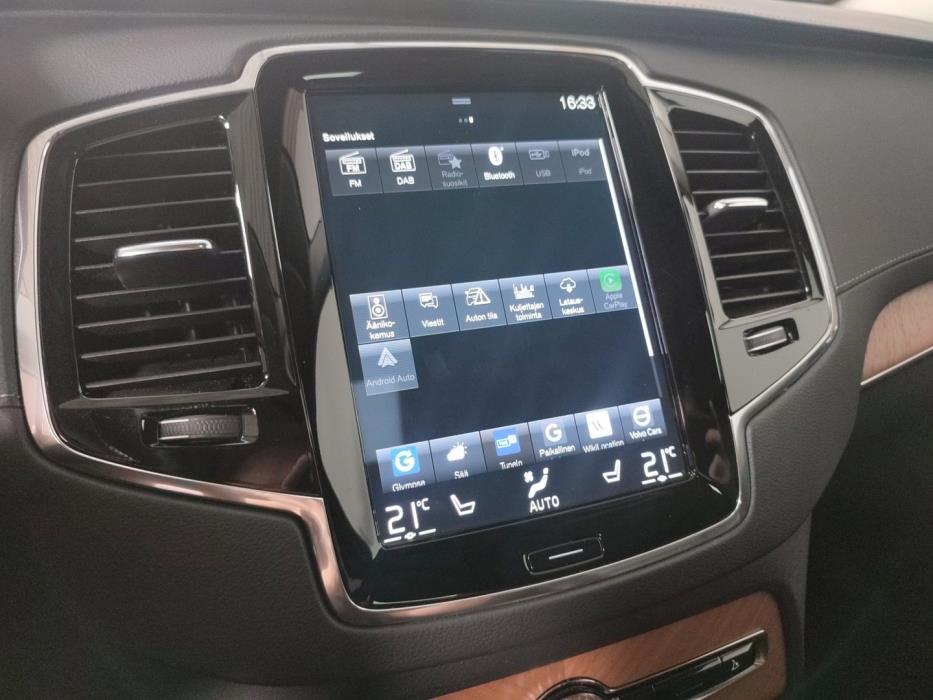 VOLVO XC90 2021