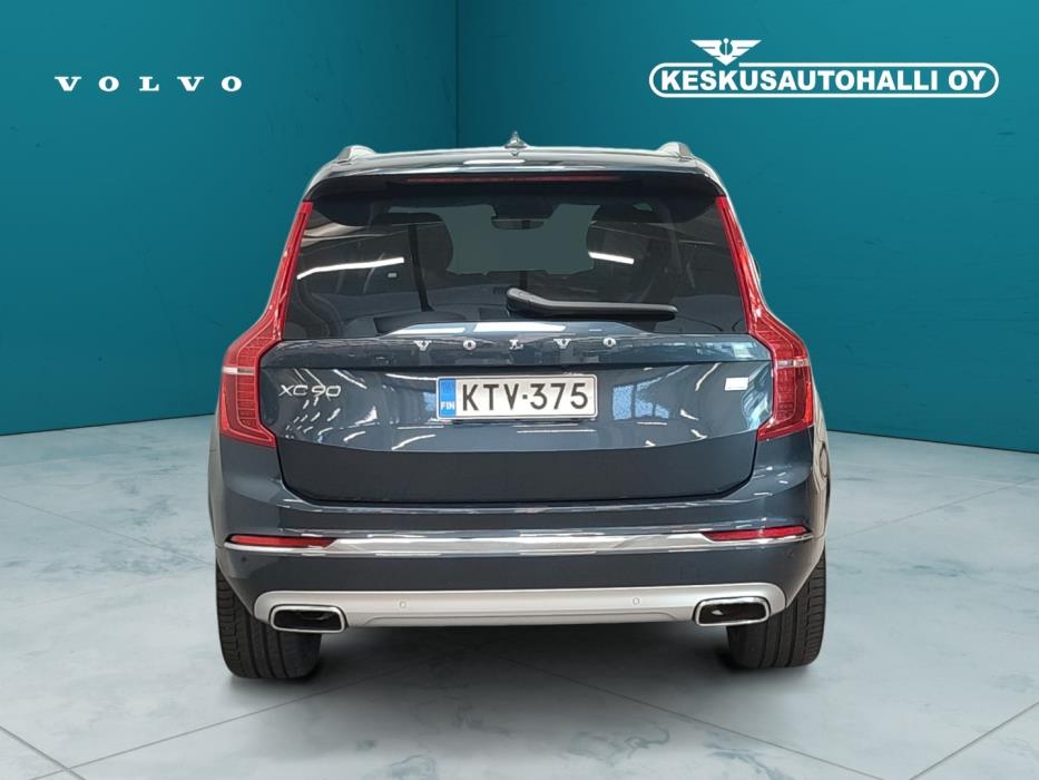 VOLVO XC90 2021