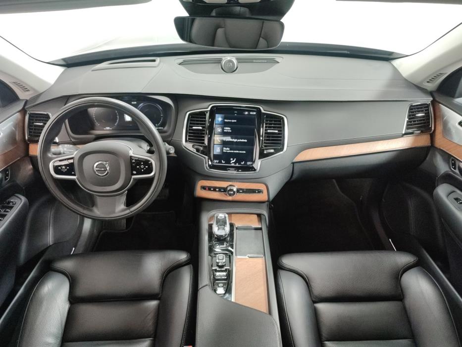 VOLVO XC90 2021