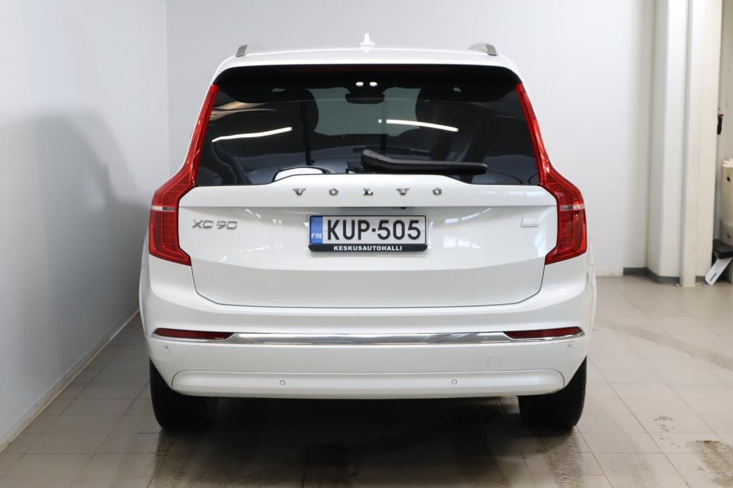 VOLVO XC90 2023