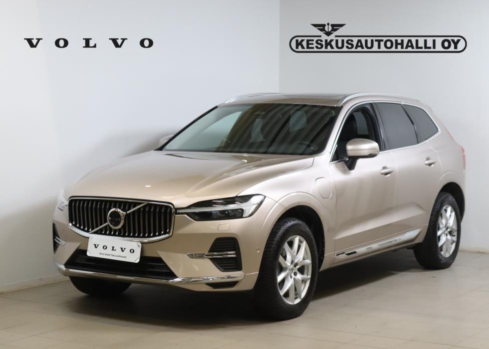 VOLVO XC60 2023