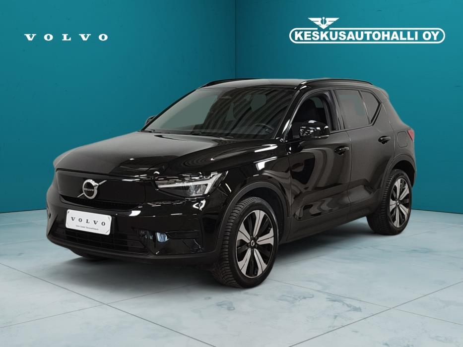 VOLVO XC40 2023