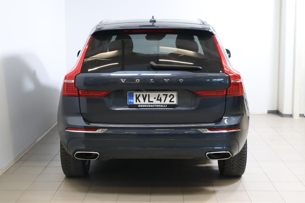 VOLVO XC60 2021