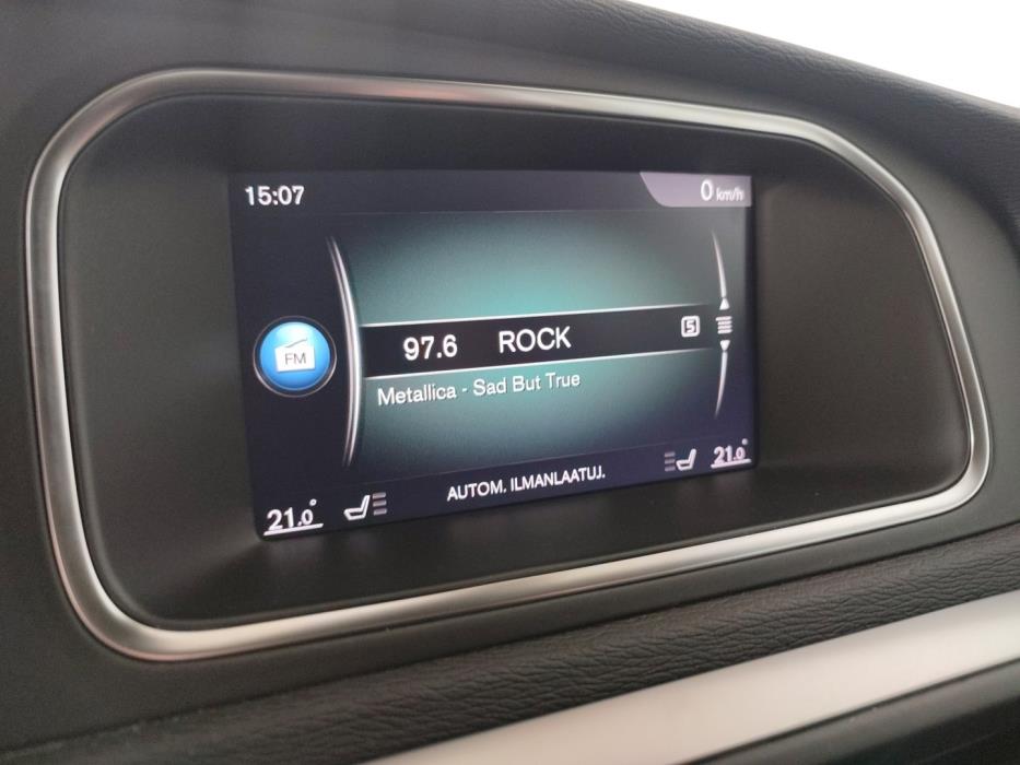 VOLVO V40 2018