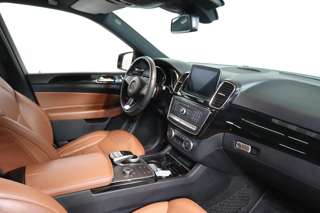 MERCEDES-BENZ GLS 2017