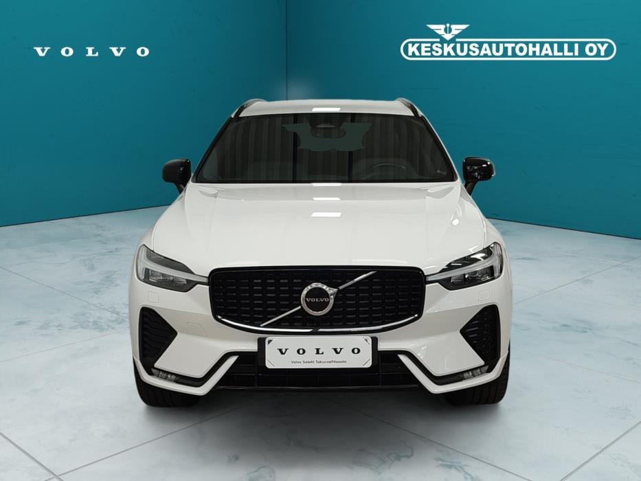 VOLVO XC60 2022