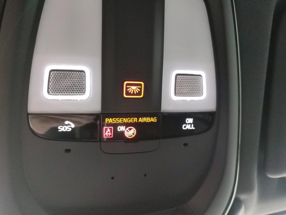 VOLVO XC60 2022