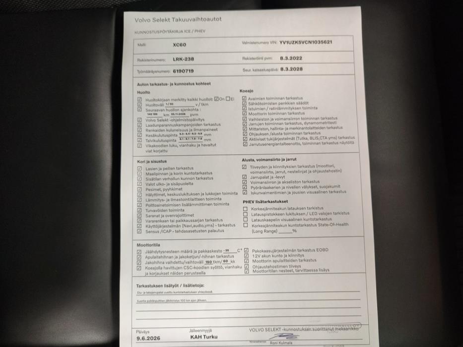 VOLVO XC60 2022