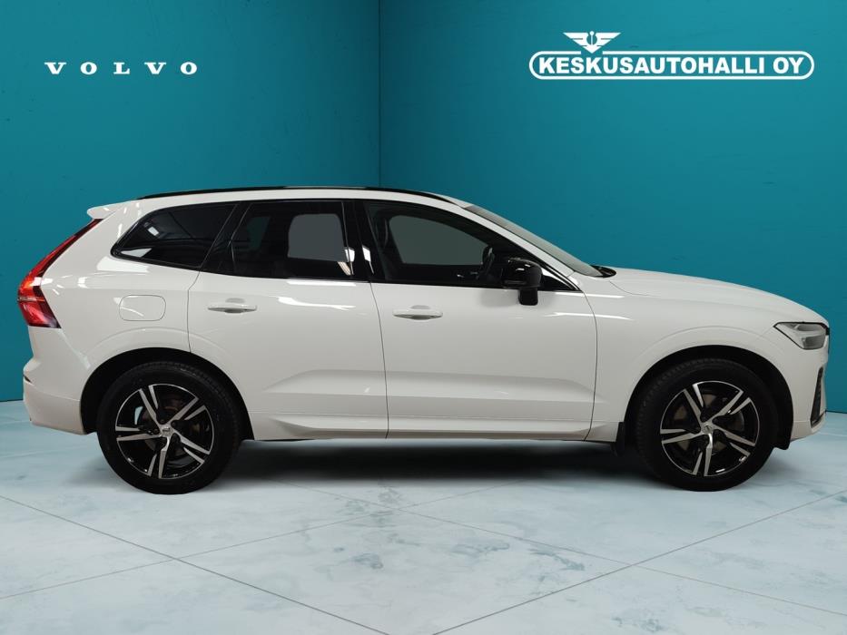 VOLVO XC60 2022