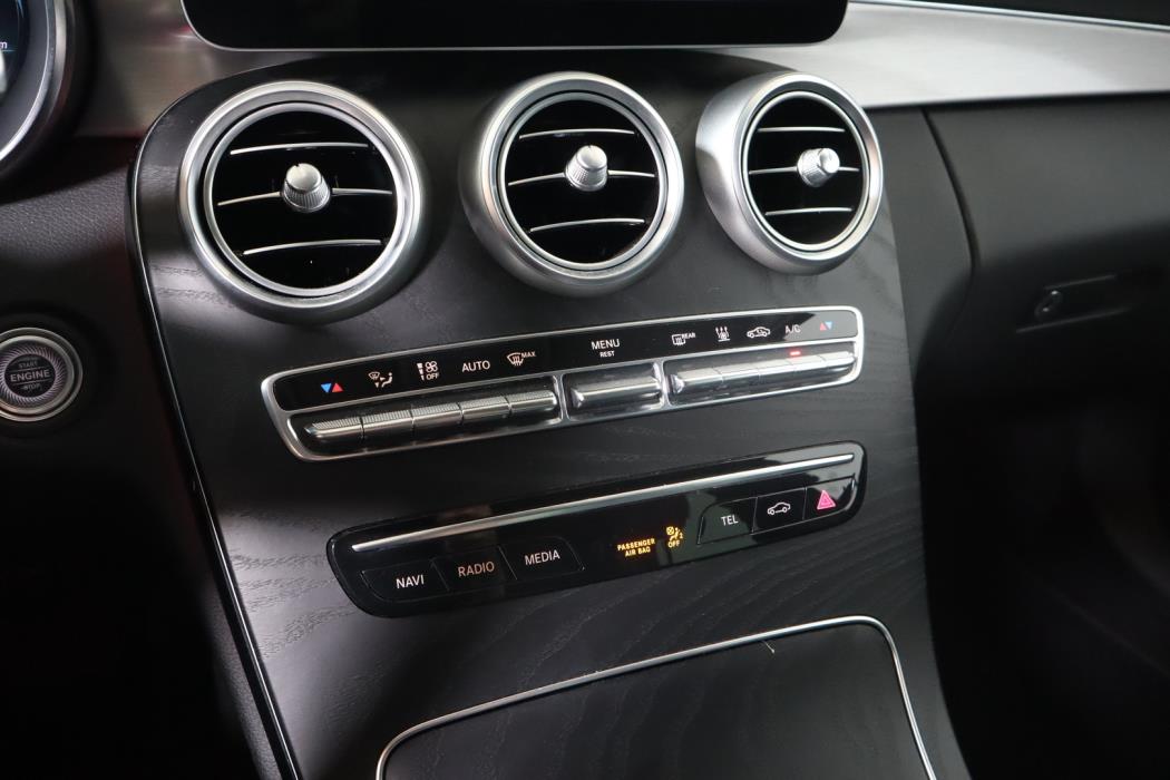 MERCEDES-BENZ C 2020