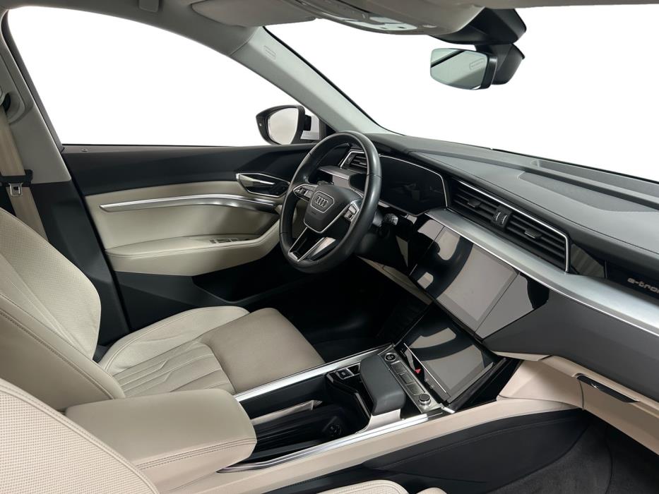 AUDI Q8 e-tron 2023