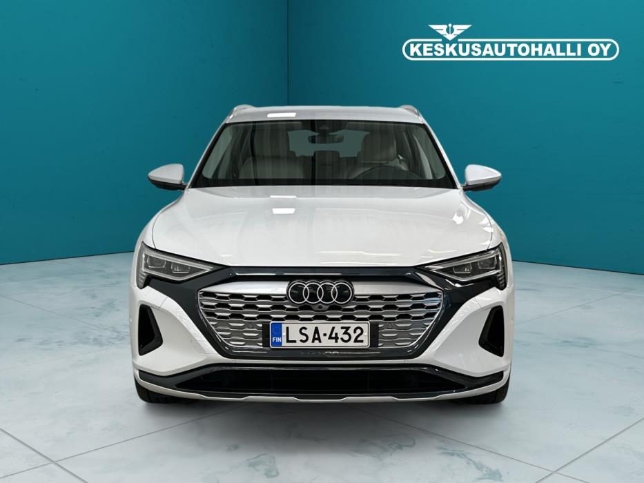 AUDI Q8 e-tron 2023