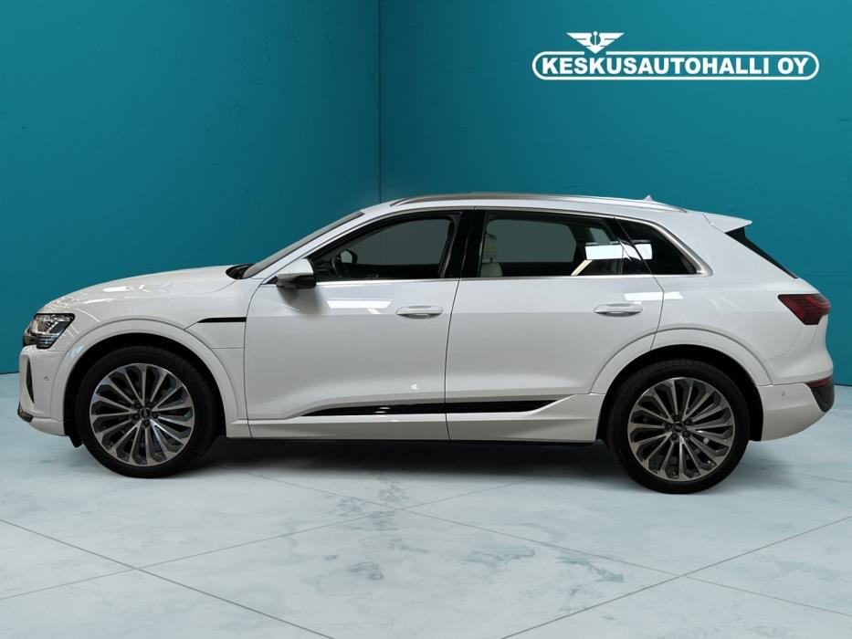 AUDI Q8 e-tron 2023