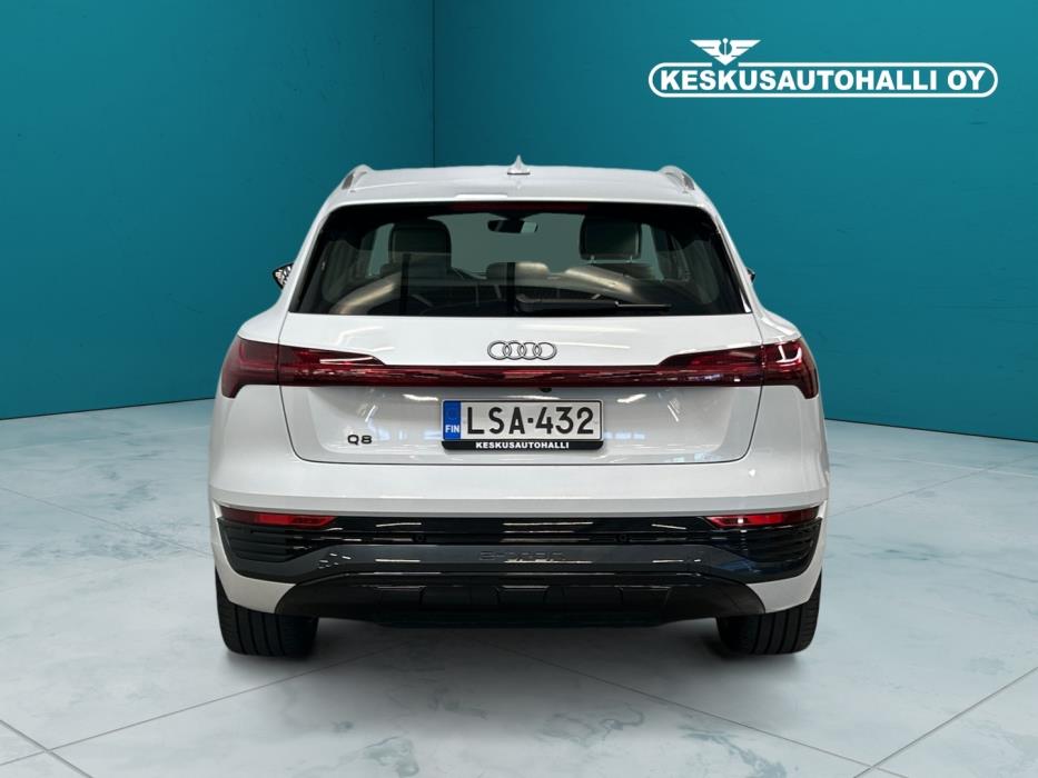 AUDI Q8 e-tron 2023