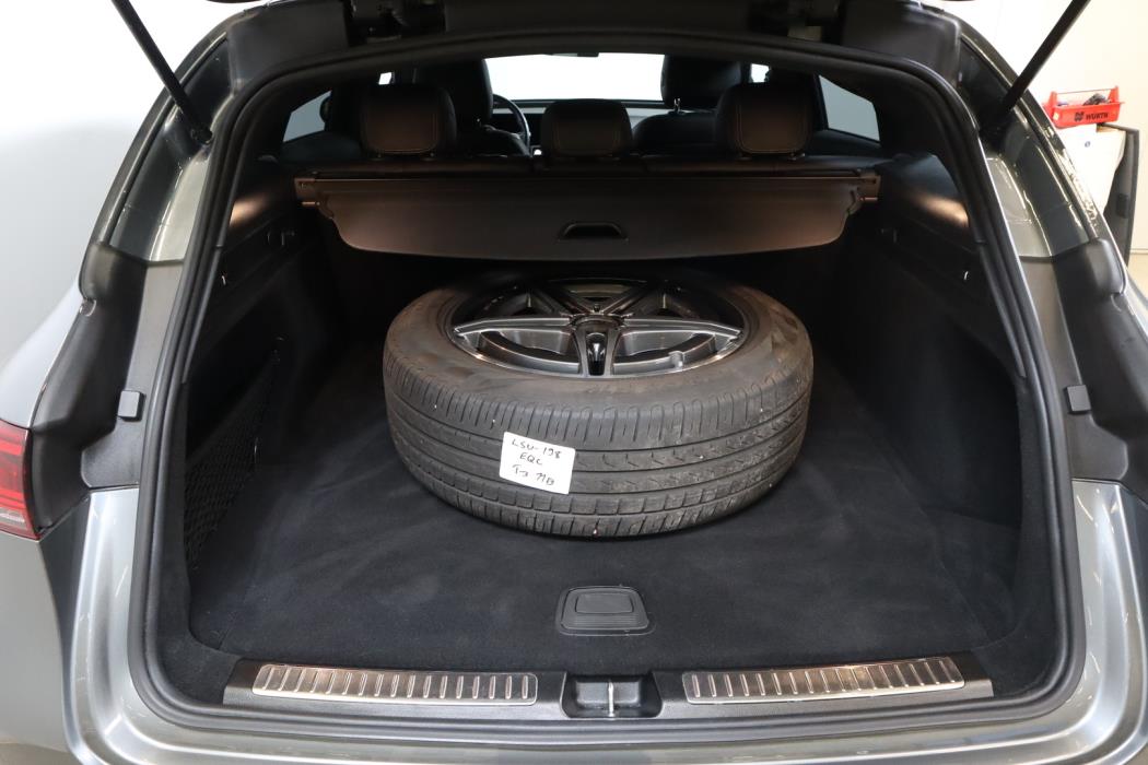 MERCEDES-BENZ EQC 2021