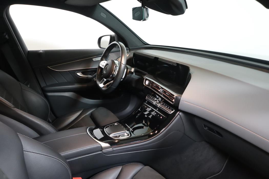 MERCEDES-BENZ EQC 2021