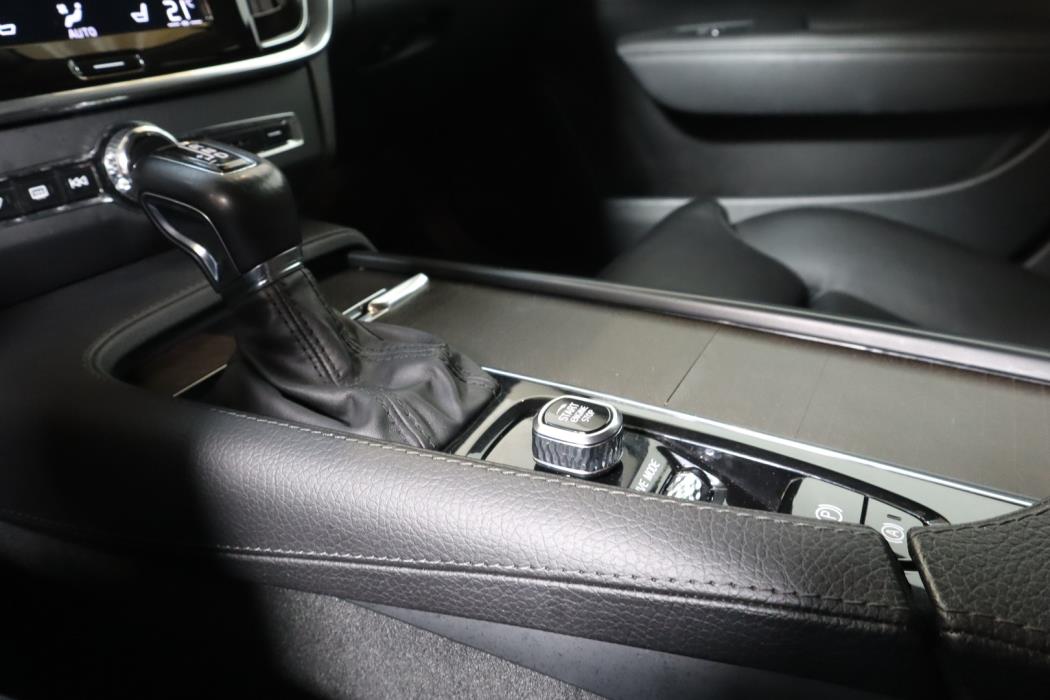 VOLVO V90 Cross Country 2020