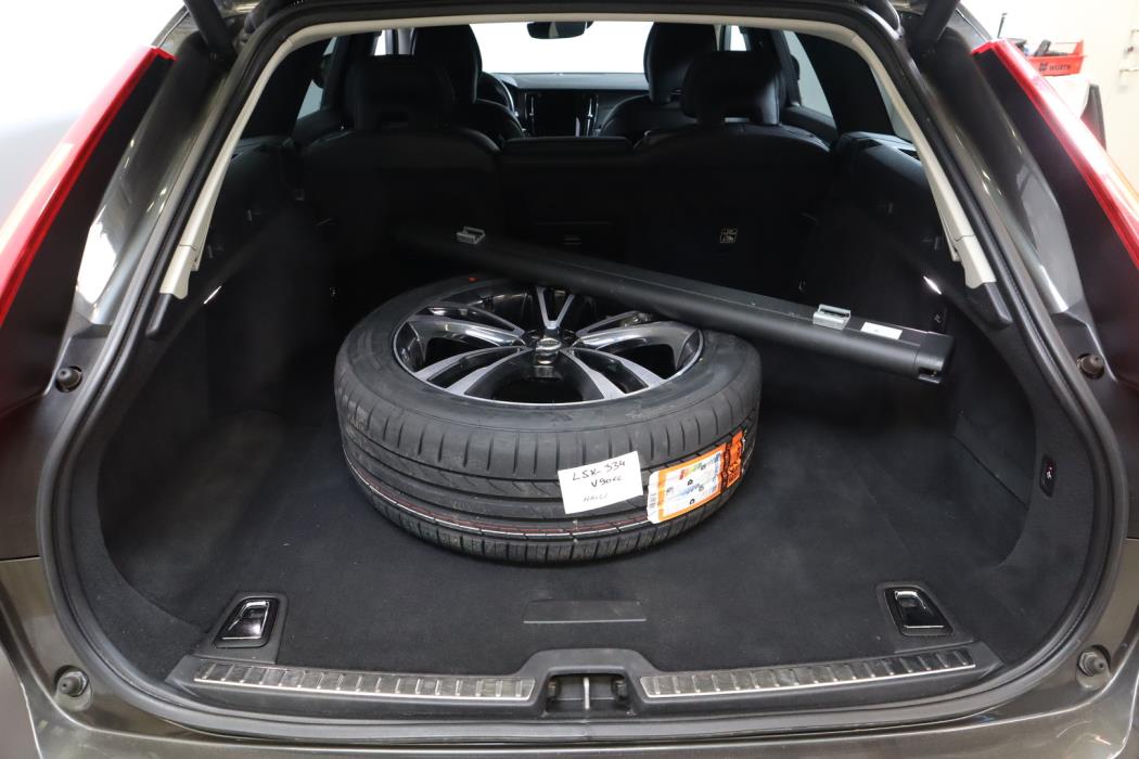 VOLVO V90 Cross Country 2020