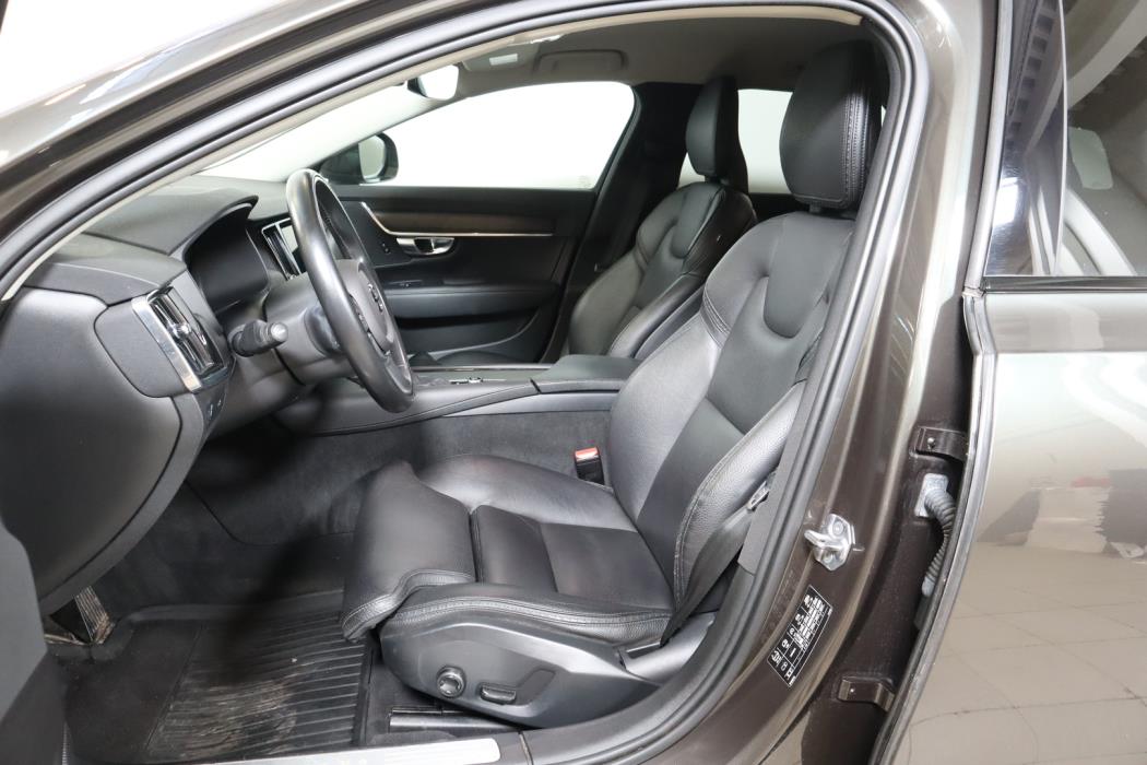 VOLVO V90 Cross Country 2020