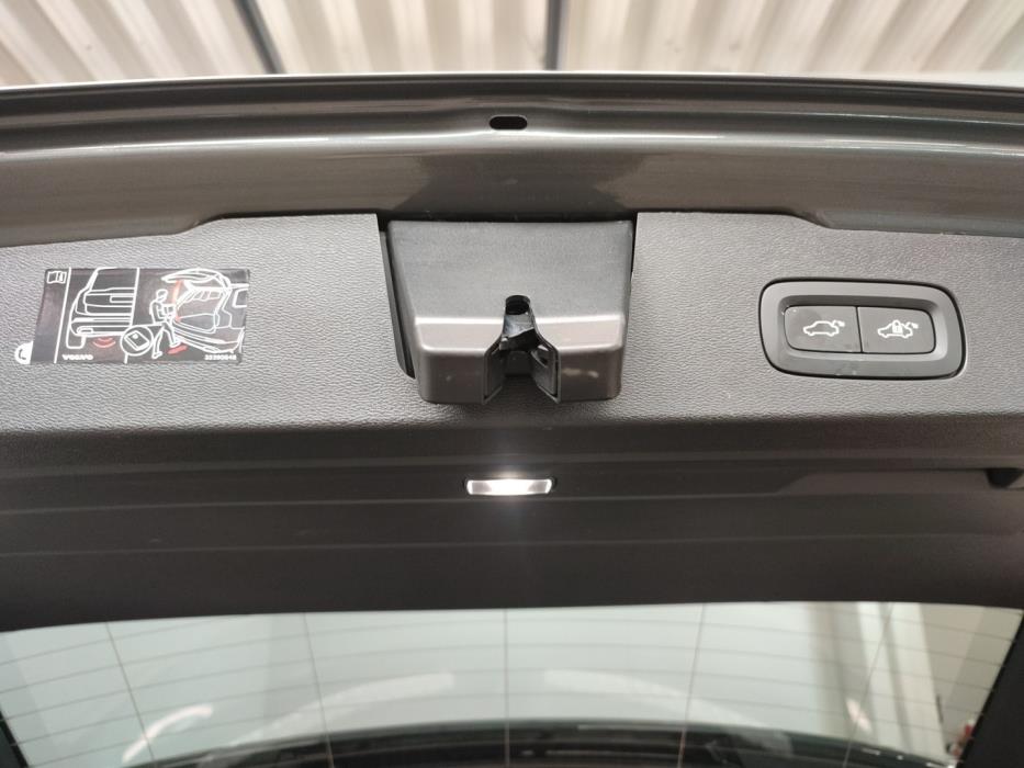 VOLVO V60 2026