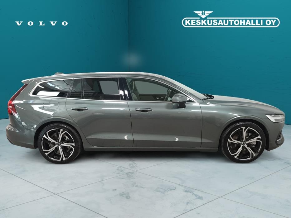 VOLVO V60 2026