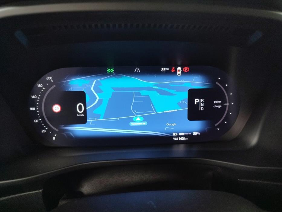VOLVO XC40 2023