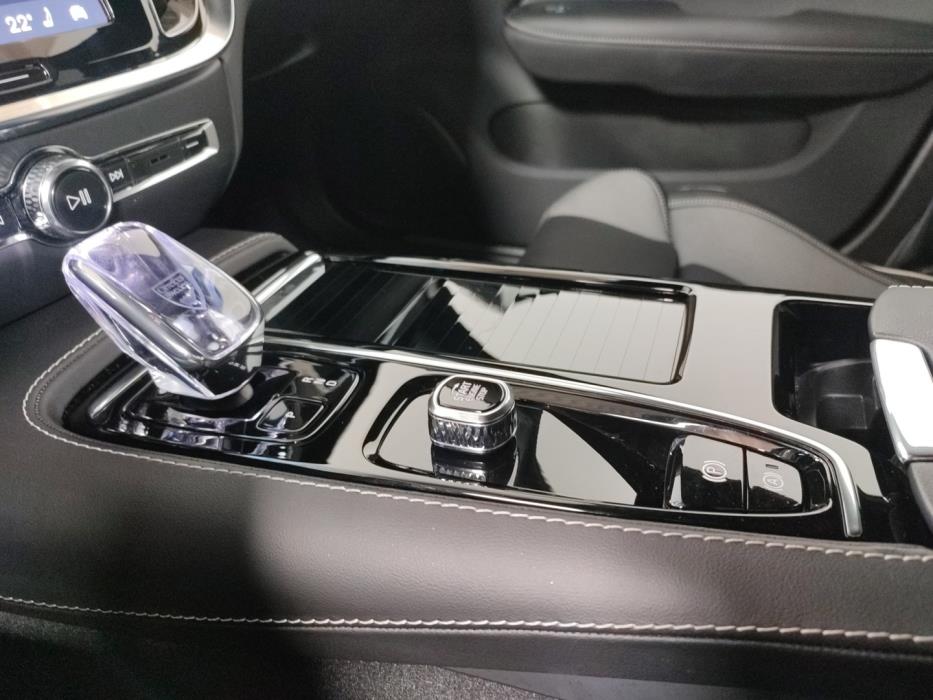 VOLVO S60 2024