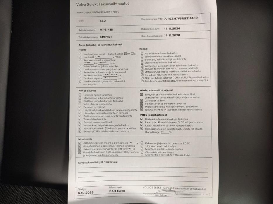 VOLVO S60 2024