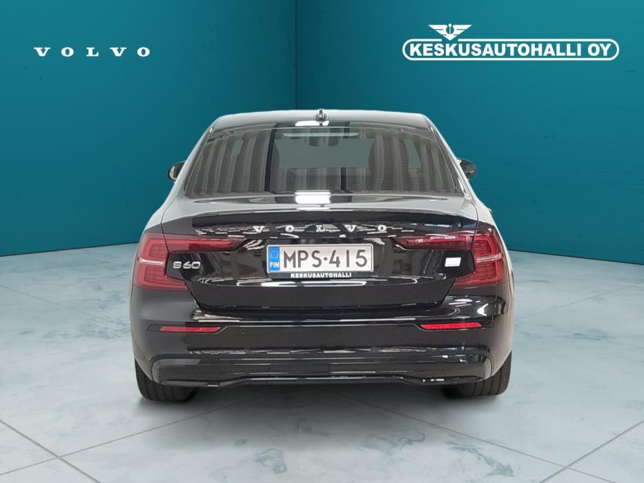 VOLVO S60 2024
