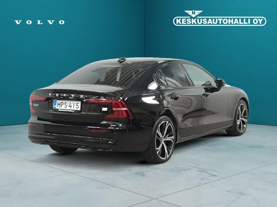 VOLVO S60 2024