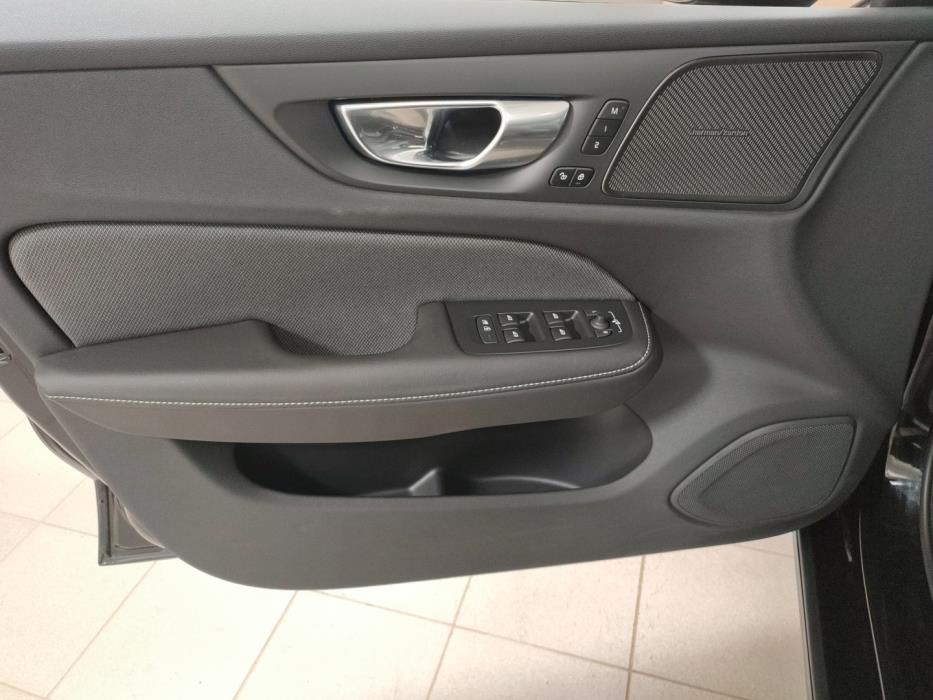 VOLVO V60 2026
