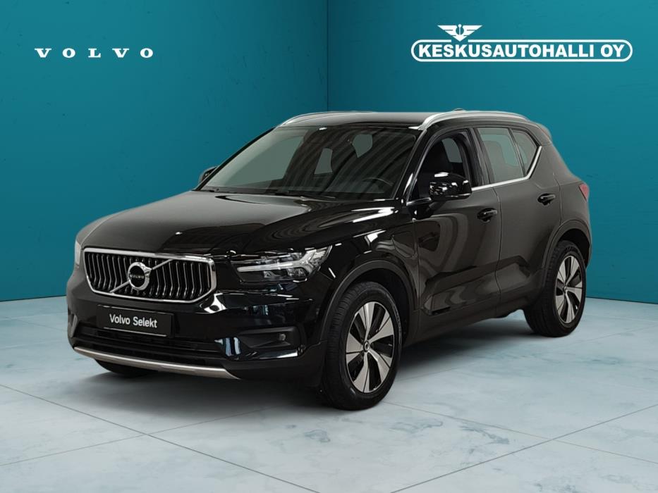 VOLVO XC40 2021