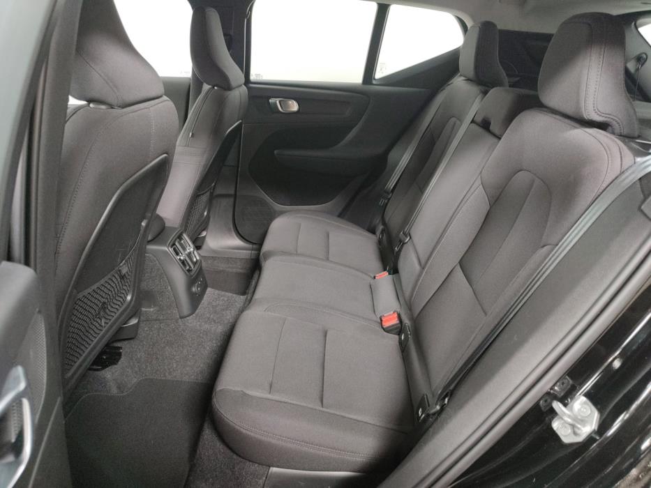 VOLVO XC40 2021