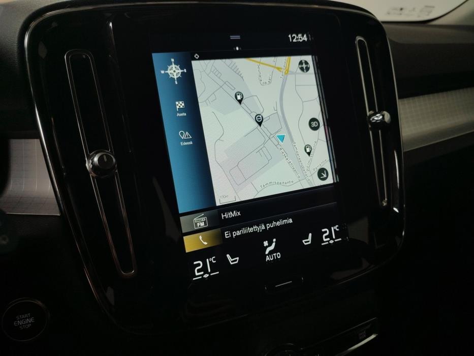 VOLVO XC40 2021