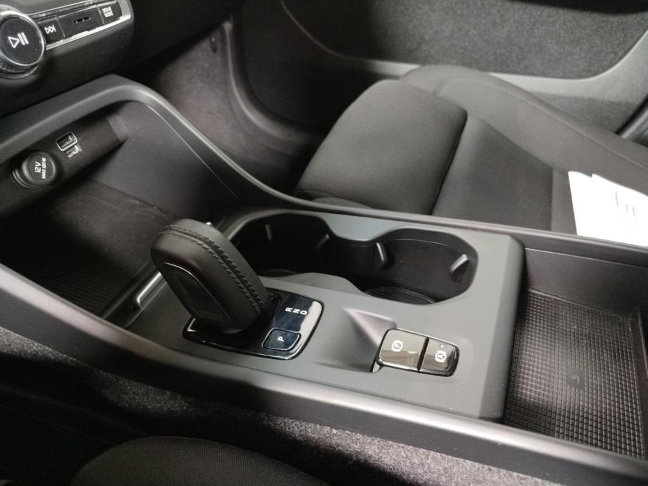 VOLVO XC40 2021