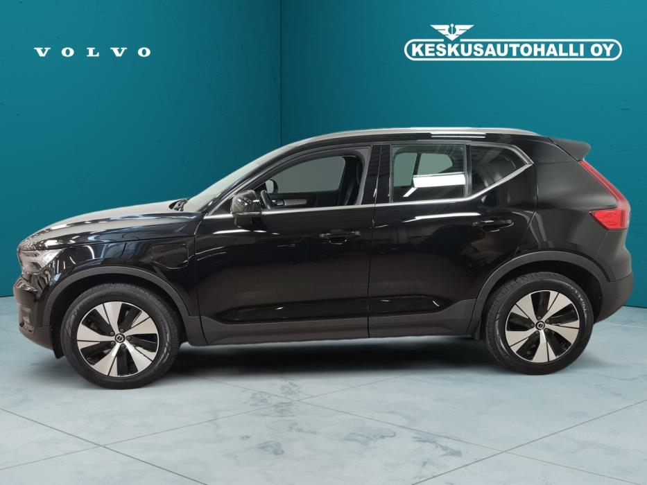 VOLVO XC40 2021